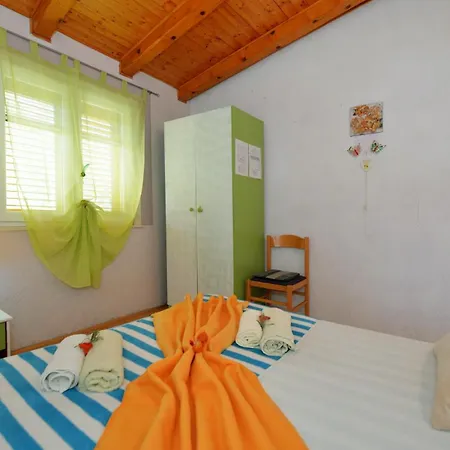 Apartment With Parking Space - 5097