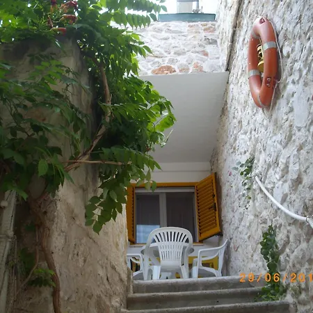 With Parking Space - 5097 公寓 *