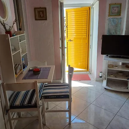 With Parking Space - 5097 Apartment *