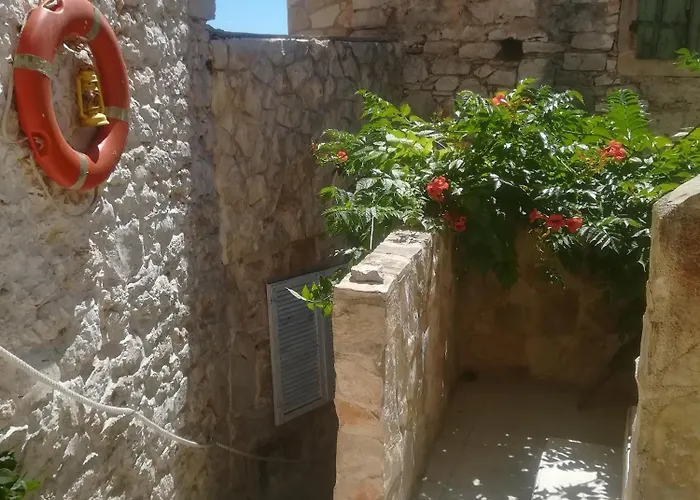 With Parking Space - 5097 Murter