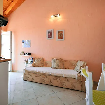 With Parking Space - 5097 Murter