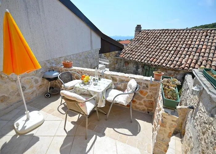 With Parking Space - 5097 Apartamento